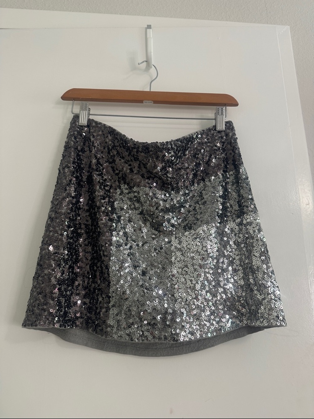 Express Silver Sequin Mini Skirt Y2K Festival Concert Double Lined Stretch Waist